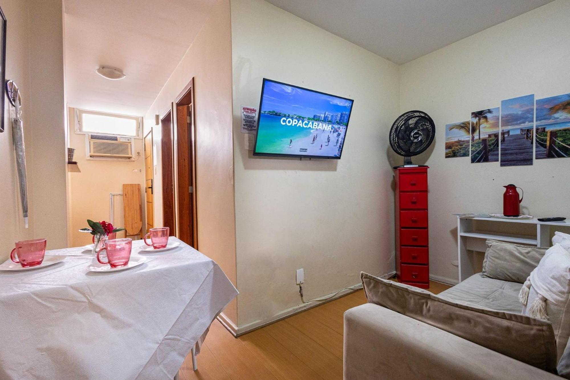 Apartamento Copacabana 200M Da Praia - Wifi Gratis - Cp5 Rio de Janeiro Zewnętrze zdjęcie