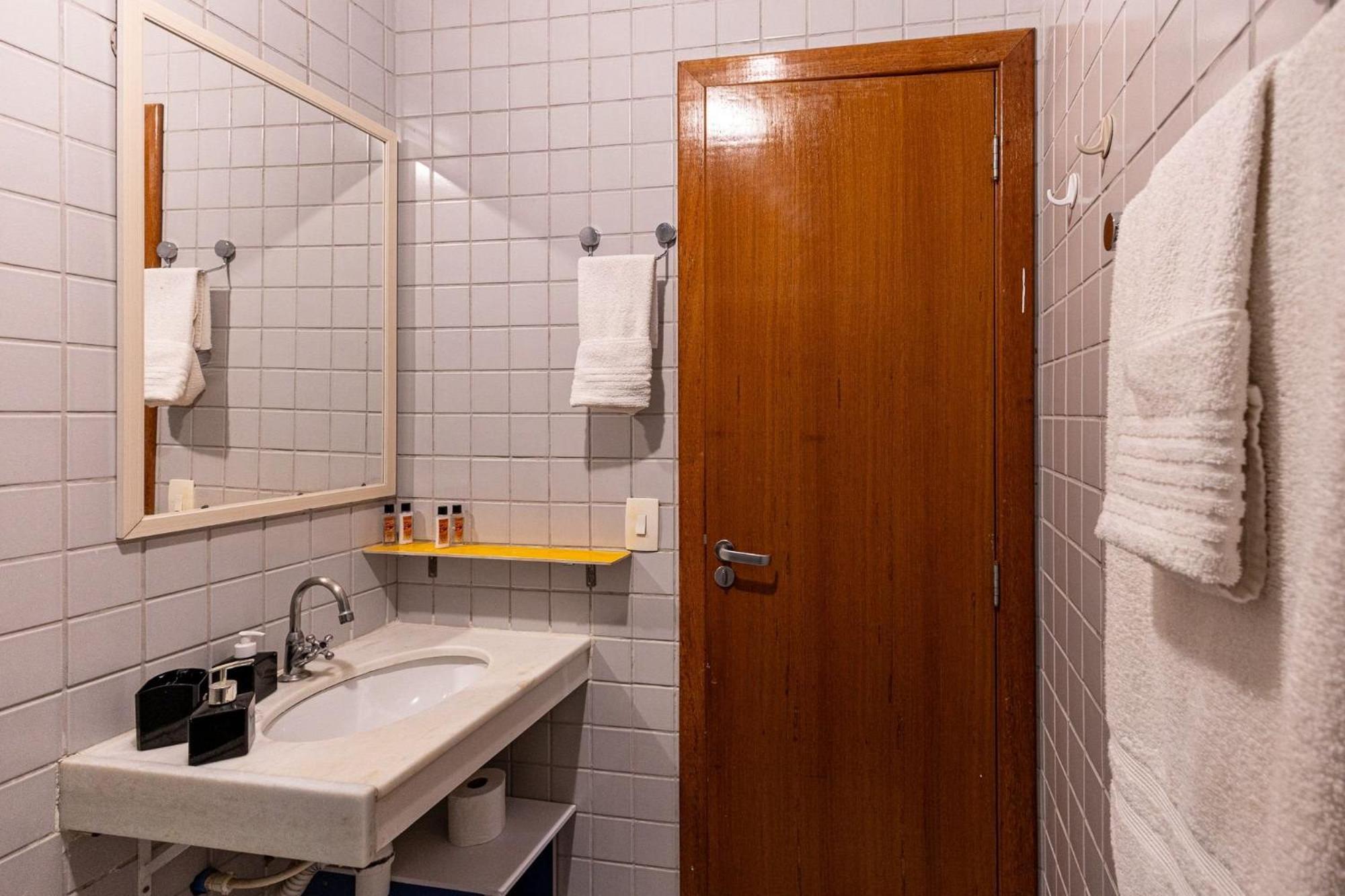 Apartamento Copacabana 200M Da Praia - Wifi Gratis - Cp5 Rio de Janeiro Zewnętrze zdjęcie