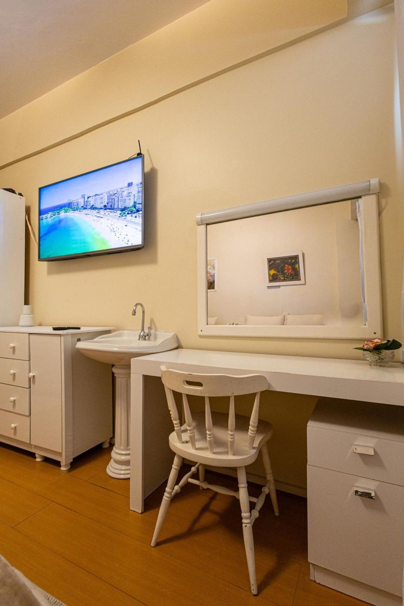 Apartamento Copacabana 200M Da Praia - Wifi Gratis - Cp5 Rio de Janeiro Zewnętrze zdjęcie