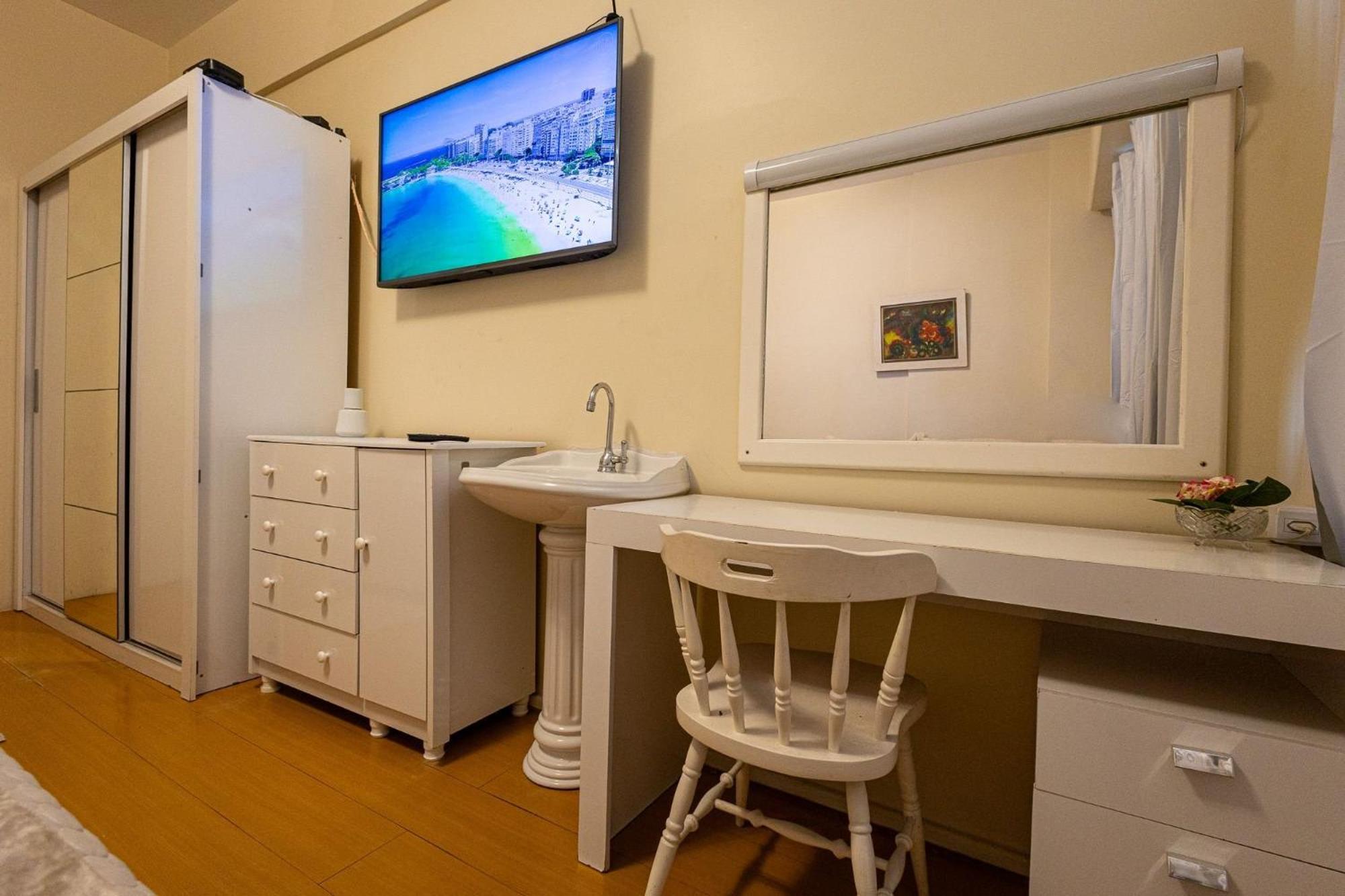 Apartamento Copacabana 200M Da Praia - Wifi Gratis - Cp5 Rio de Janeiro Zewnętrze zdjęcie